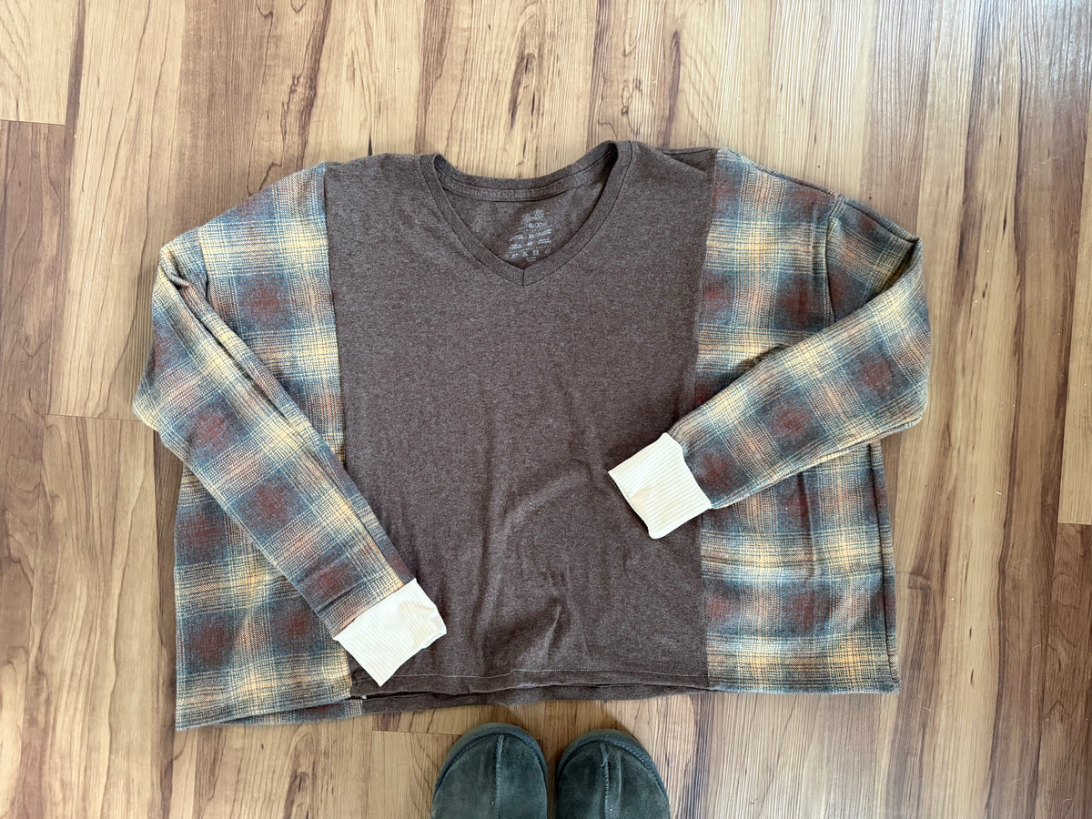 Brown flannel tee (XS/S)