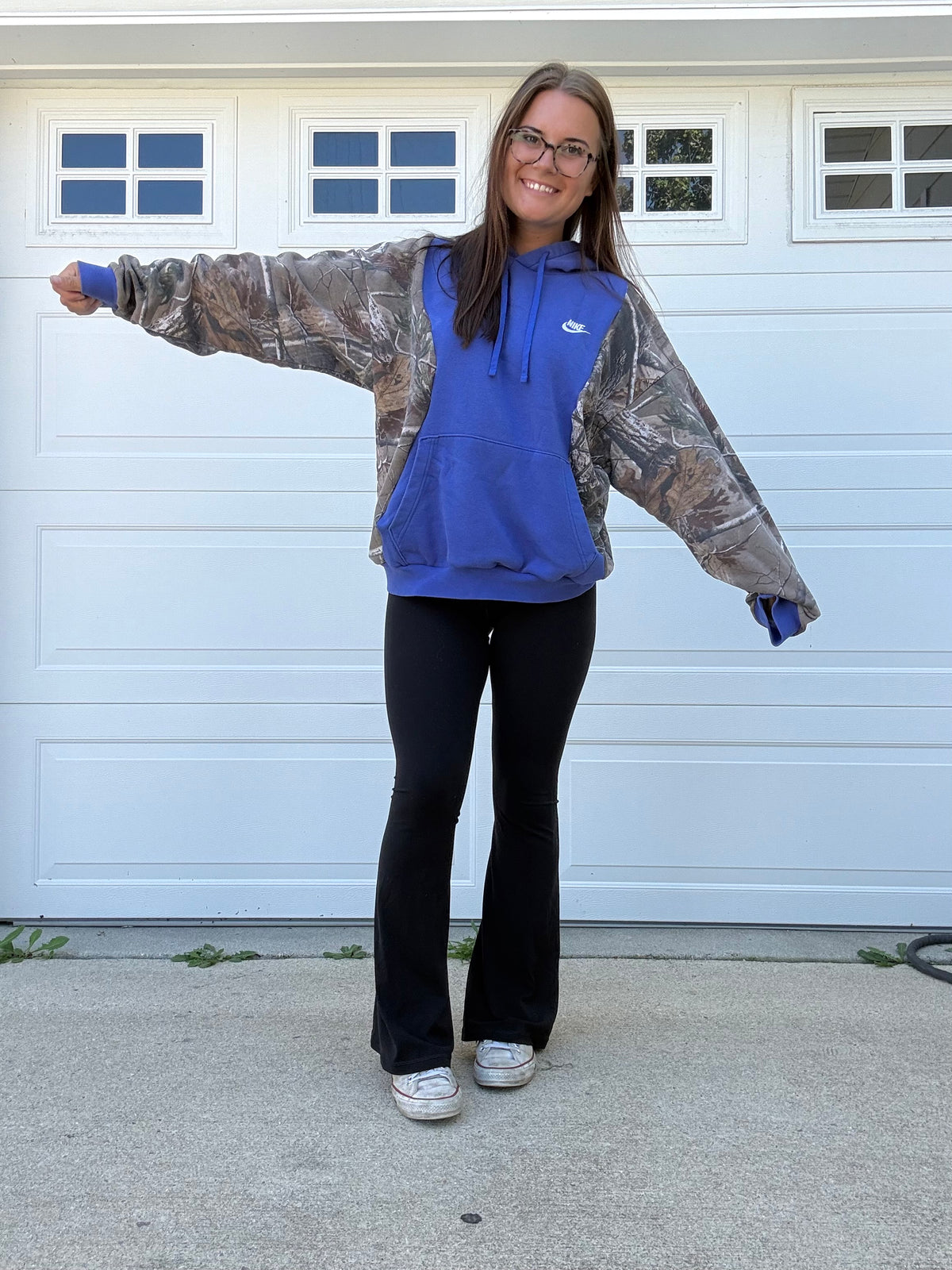 Camo / blue hoodie (L/XL)